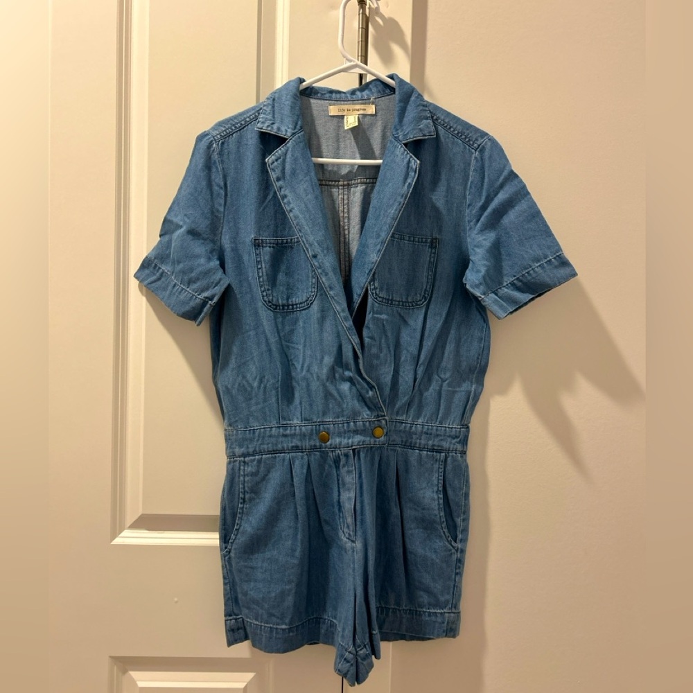 Short denim jumsuit size S.